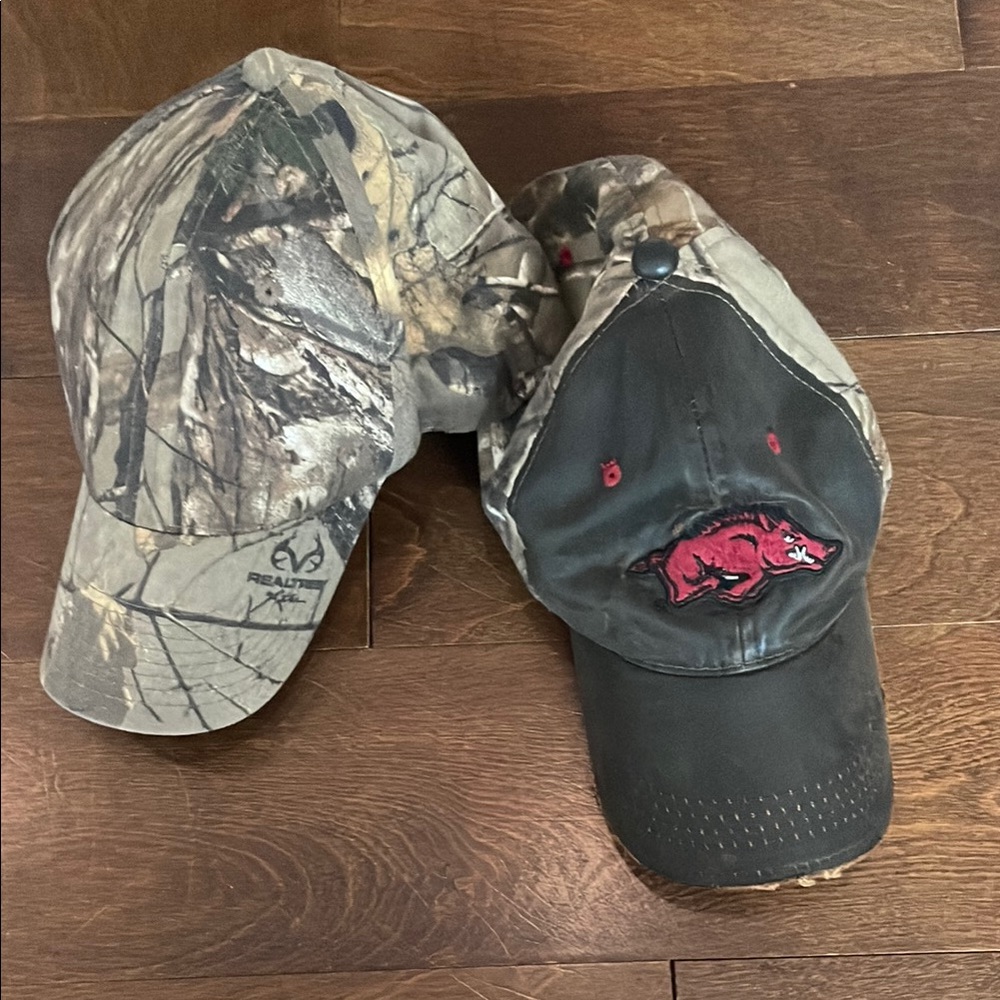 University of Arkansas and Realtree Camo and Black Cap Set